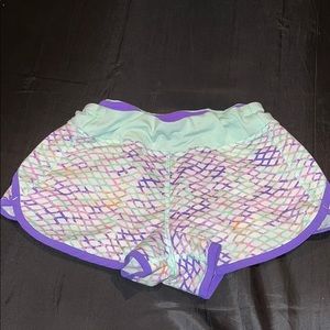 Ivivva girls patterned shorts size 14